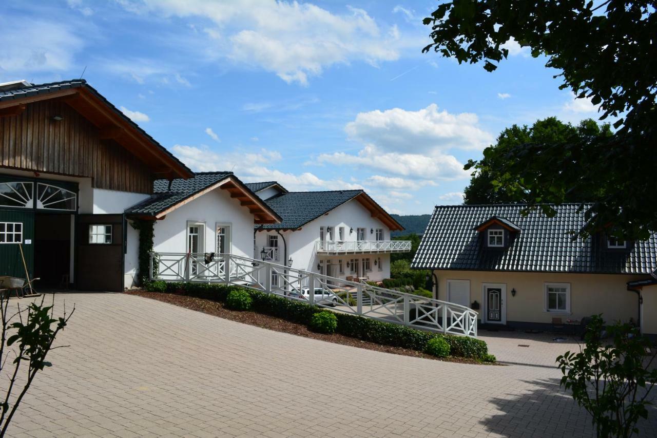 Reiterhof Und Pension Eichenhof Haiger المظهر الخارجي الصورة